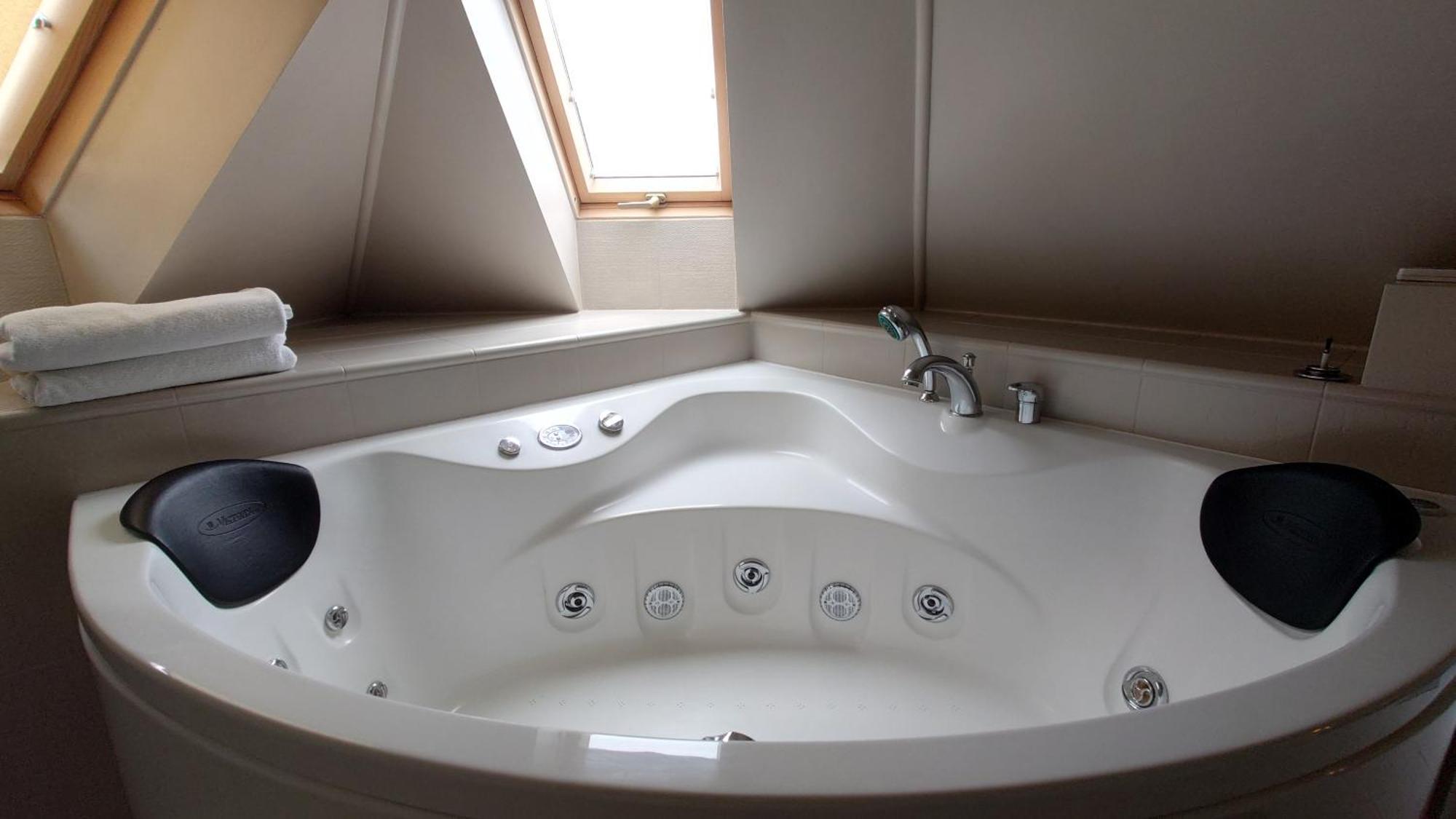Guesthouse Cetri Veji Turkalne Bagian luar foto