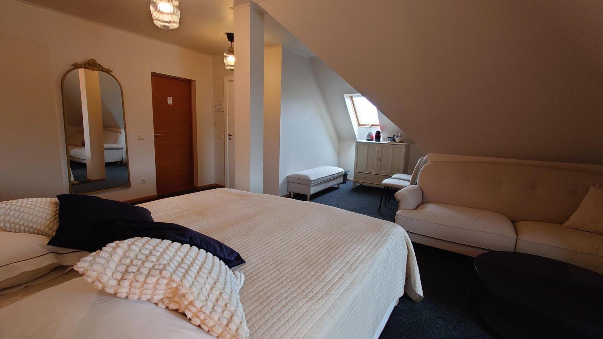 Guesthouse Cetri Veji Turkalne Bagian luar foto